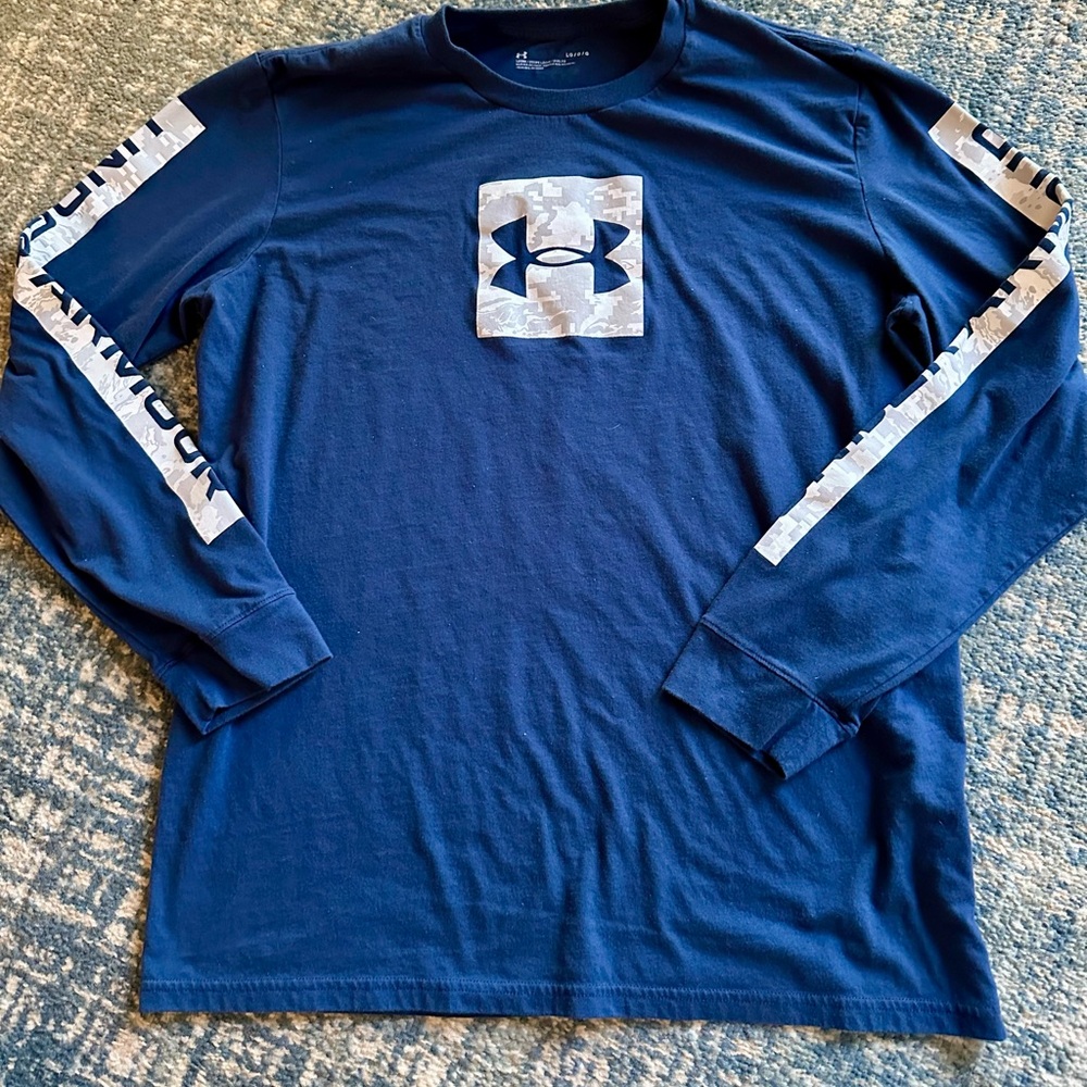UA Large Loose Fit L/S Shirt
